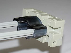 バックボード連結クリップ