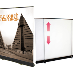 ロールアップワンタッチ200：正面、背面　ブラック、シルバー、ホワイトの三色ロールアップバナー